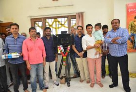 Venkatesh-and-Varun-Tej-F2-Movie-Launch Photos-09